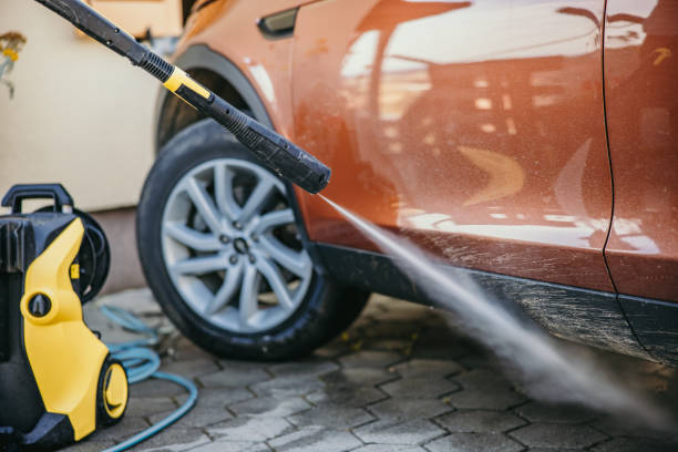 Garage Pressure Washing in Willowbrook, CA